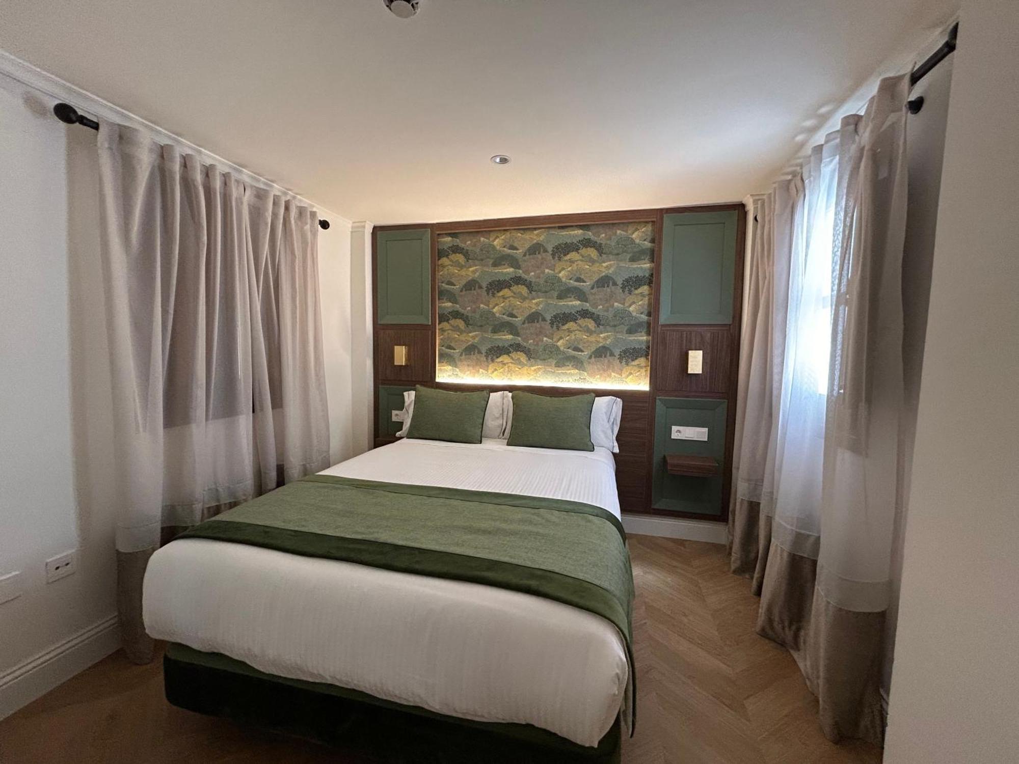 One-Bedroom Apartment Split Level